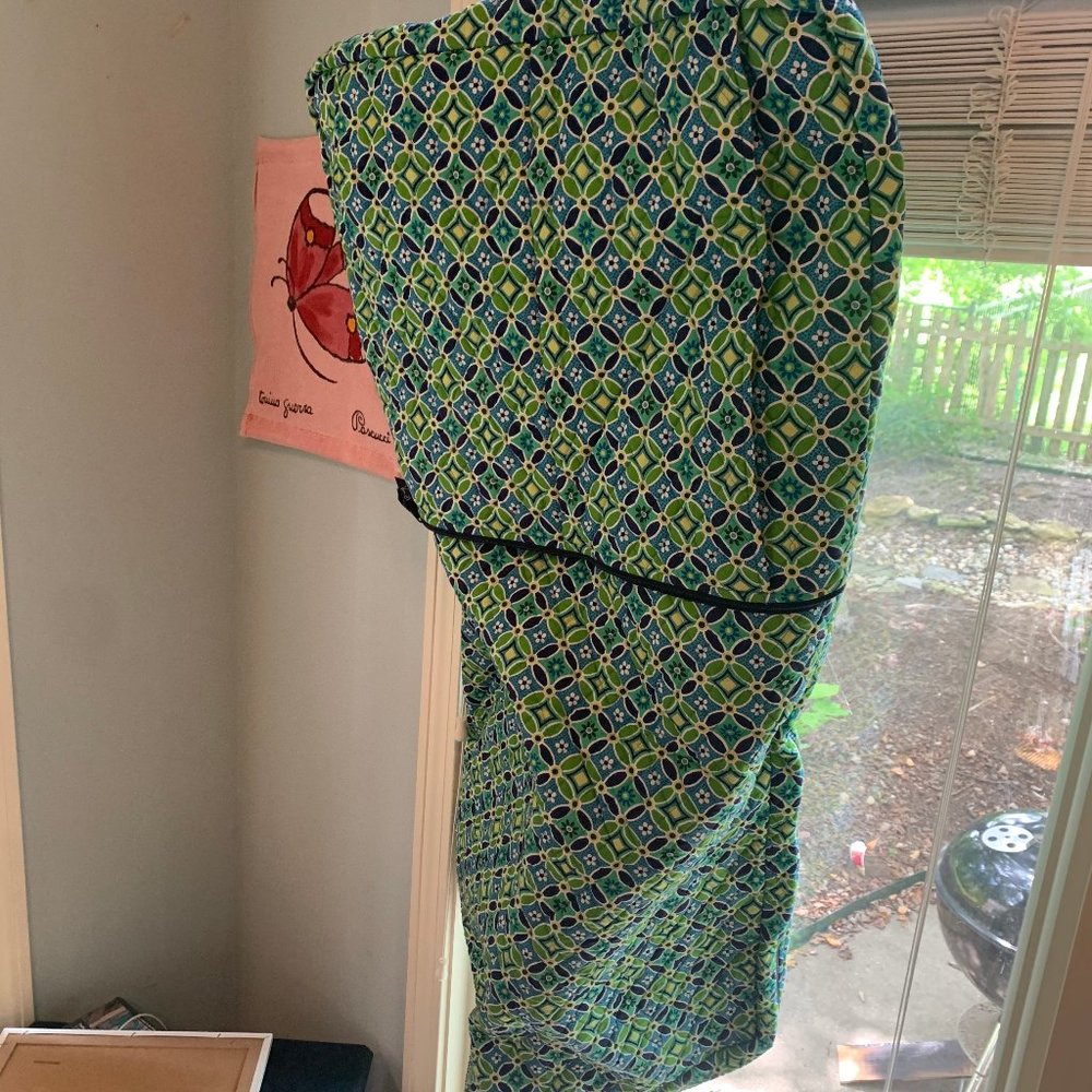 Vera Bradley "Daisy Daisy" Garment Bag